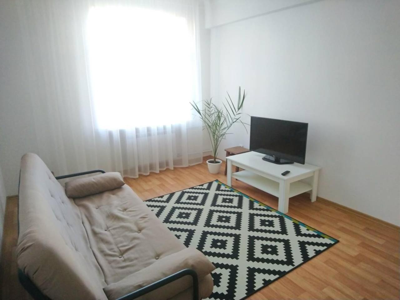 Apartments Theatre Shepkina 2 Room Суми Екстериор снимка