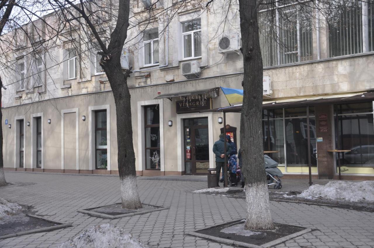 Apartments Theatre Shepkina 2 Room Суми Екстериор снимка